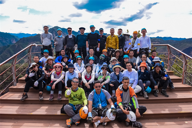 萬科2022麗江老君山主題戶外團建-戶外露營-飛拉達(dá)-格拉丹草原徒步